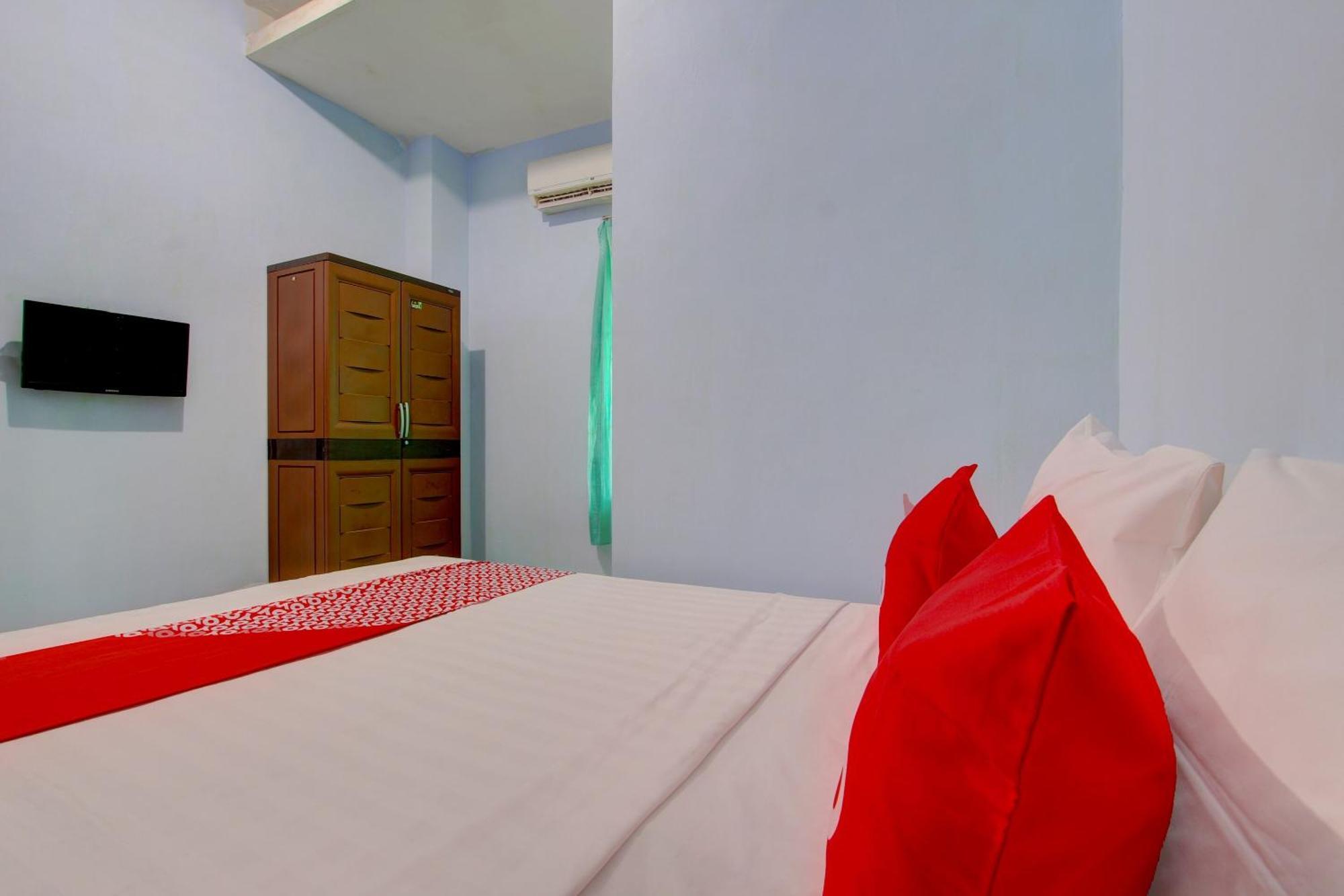 Super Oyo 93012 Griya Kencana Asri Syariah Lawean Bagian luar foto